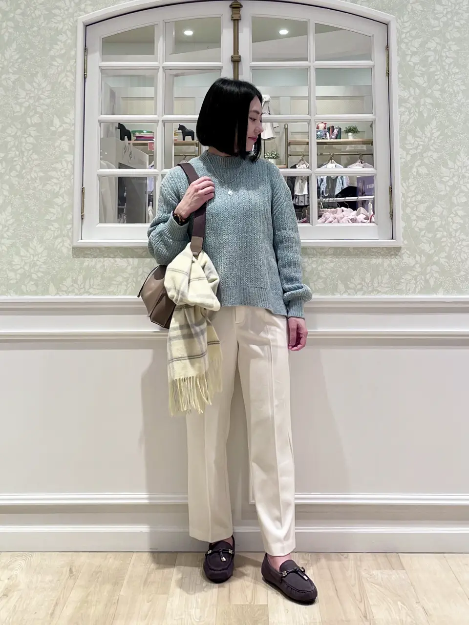 ANY MIKA コーディネート画像