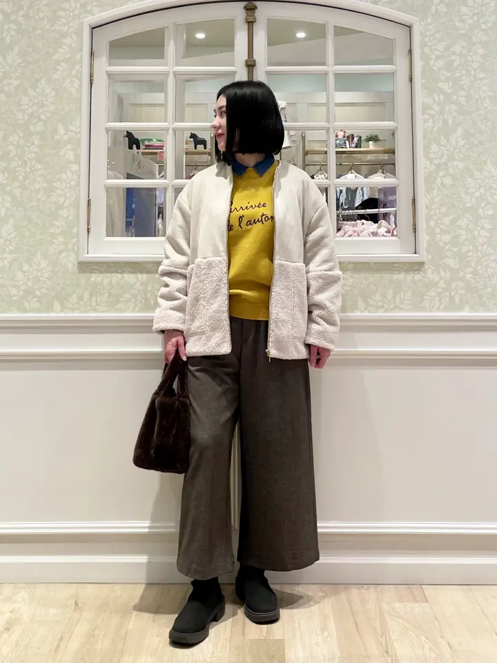 ANY MIKA コーディネート画像