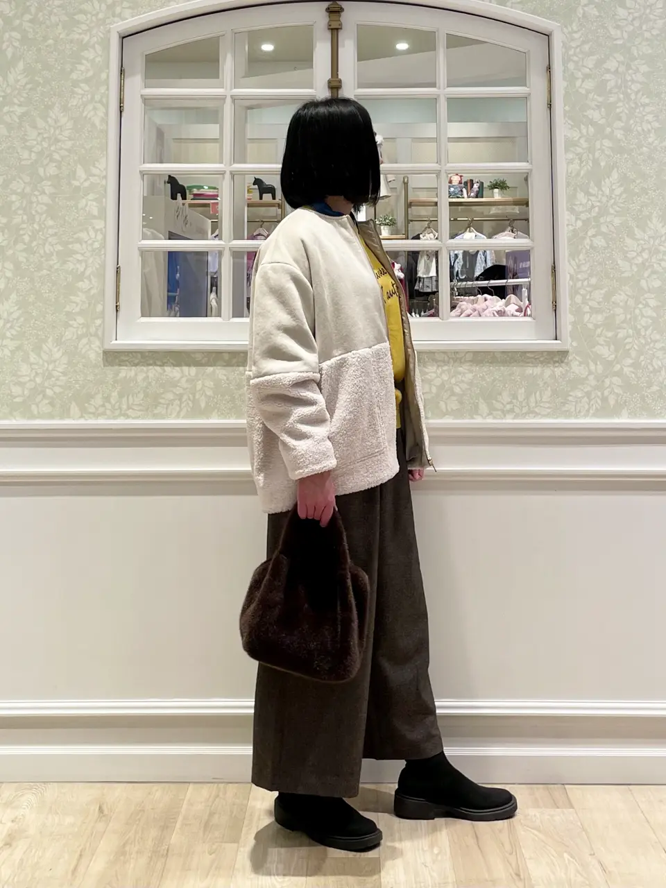 ANY MIKA コーディネート画像