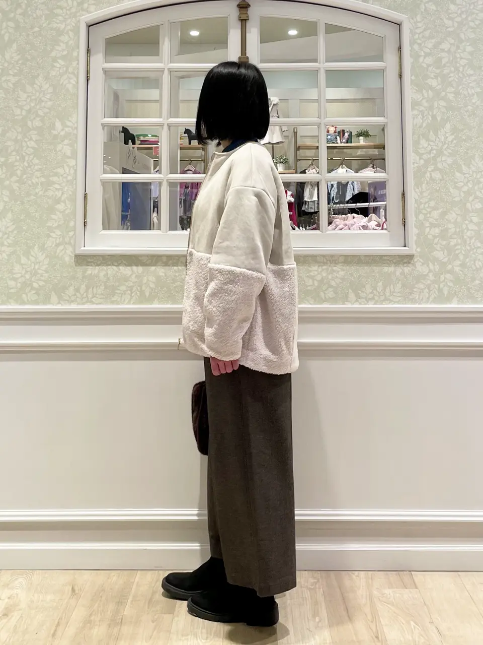 ANY MIKA コーディネート画像