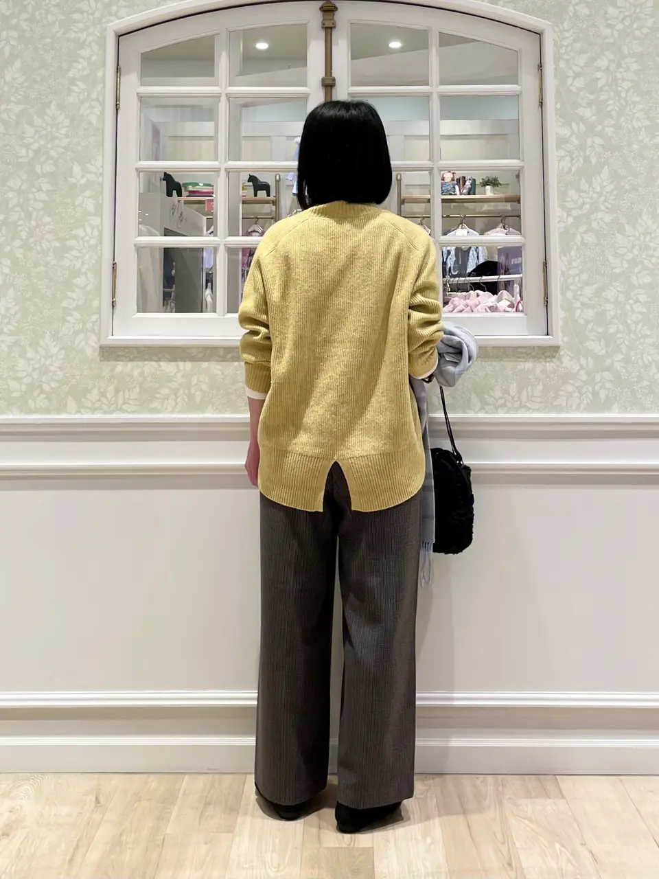 ANY MIKA コーディネート画像