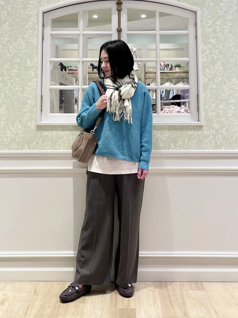 ANY MIKA コーディネート画像