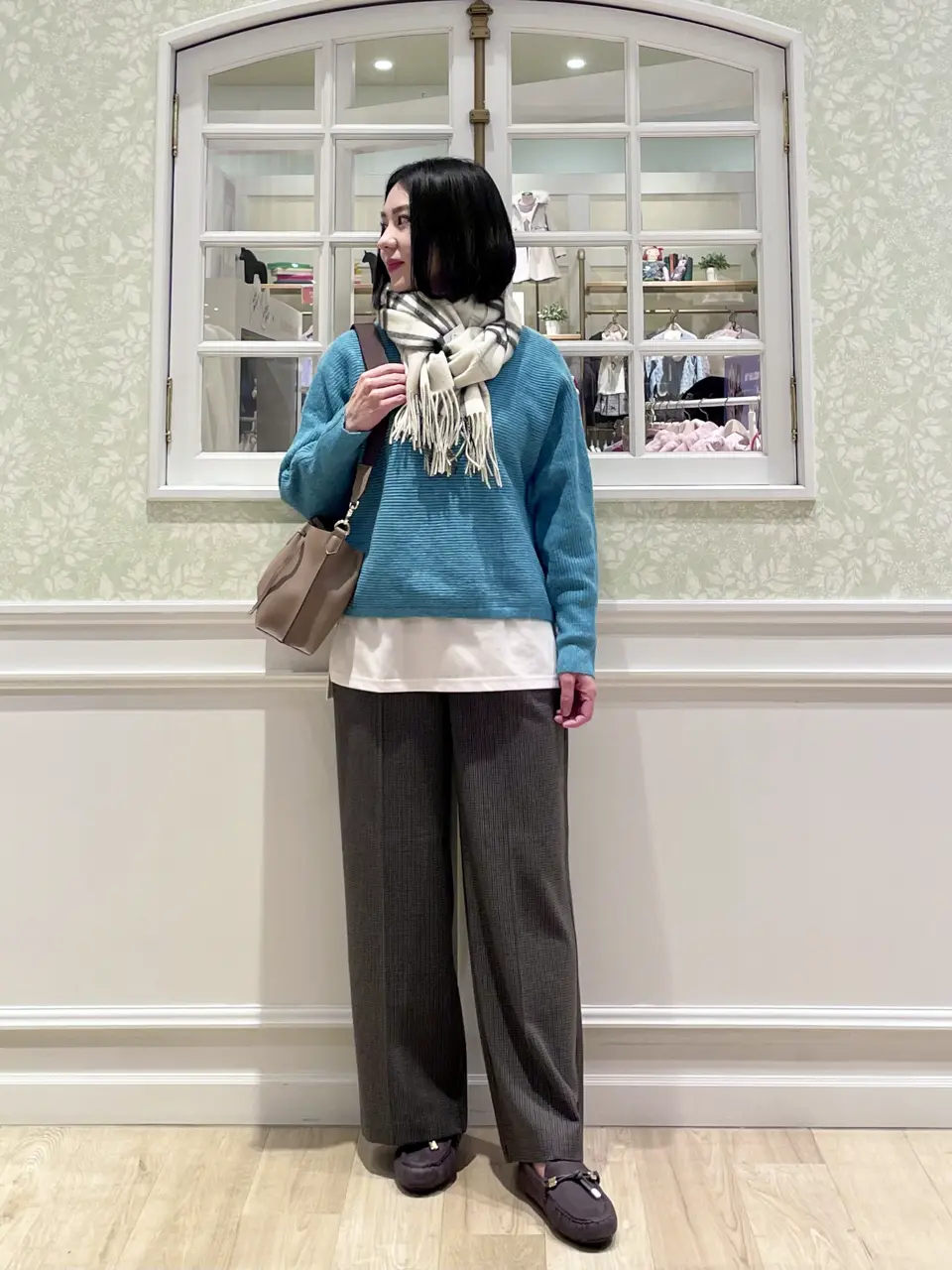 ANY MIKA コーディネート画像