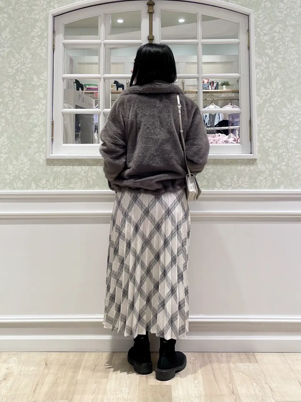 ANY MIKA コーディネート画像