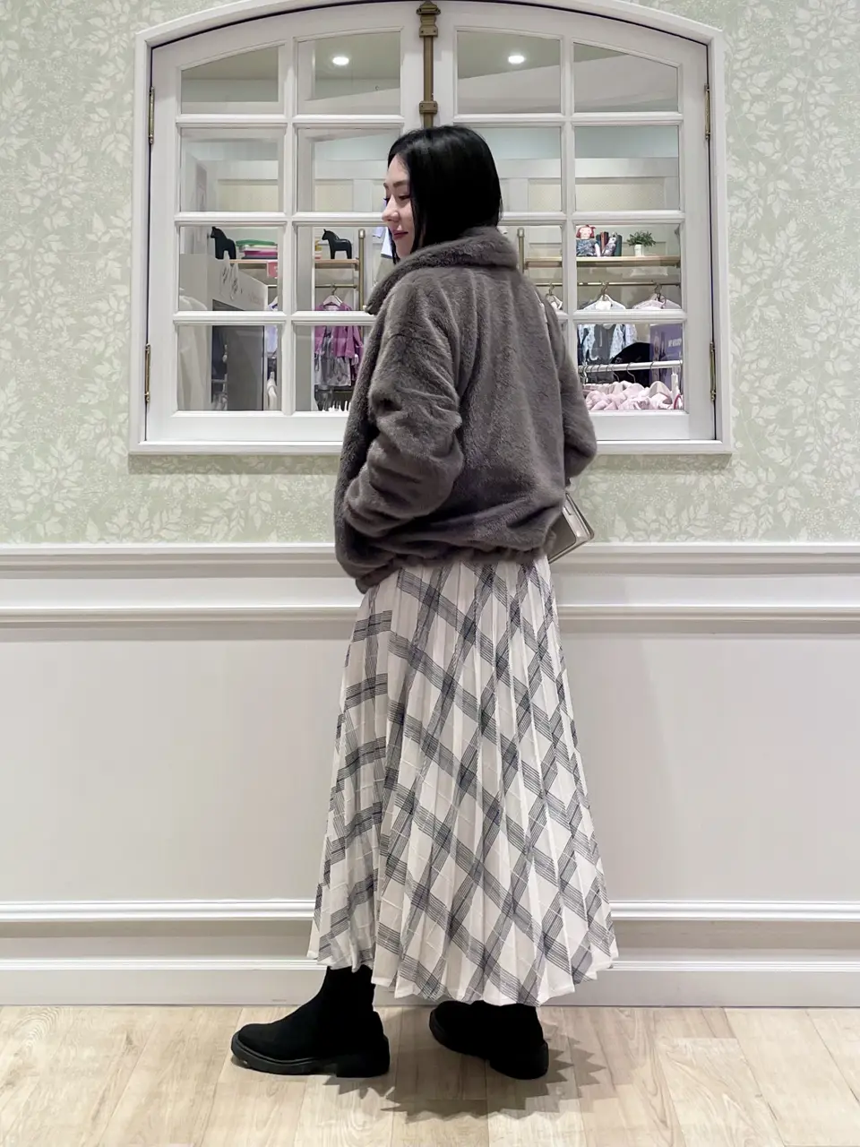 ANY MIKA コーディネート画像