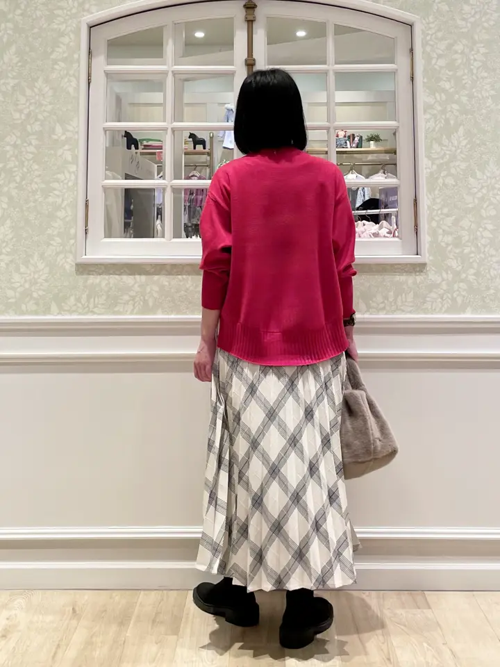 ANY MIKA コーディネート画像