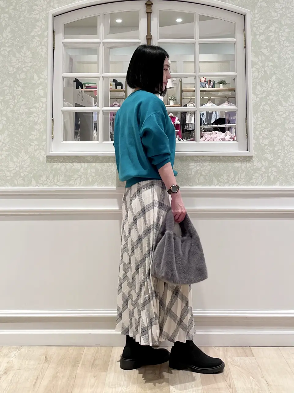 ANY MIKA コーディネート画像