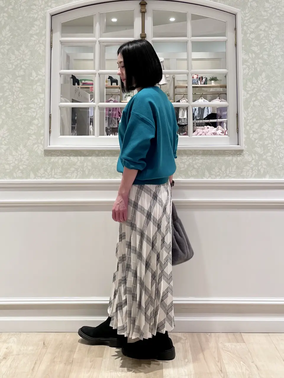 ANY MIKA コーディネート画像