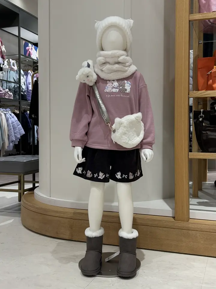 ANY 岡田 コーディネート画像