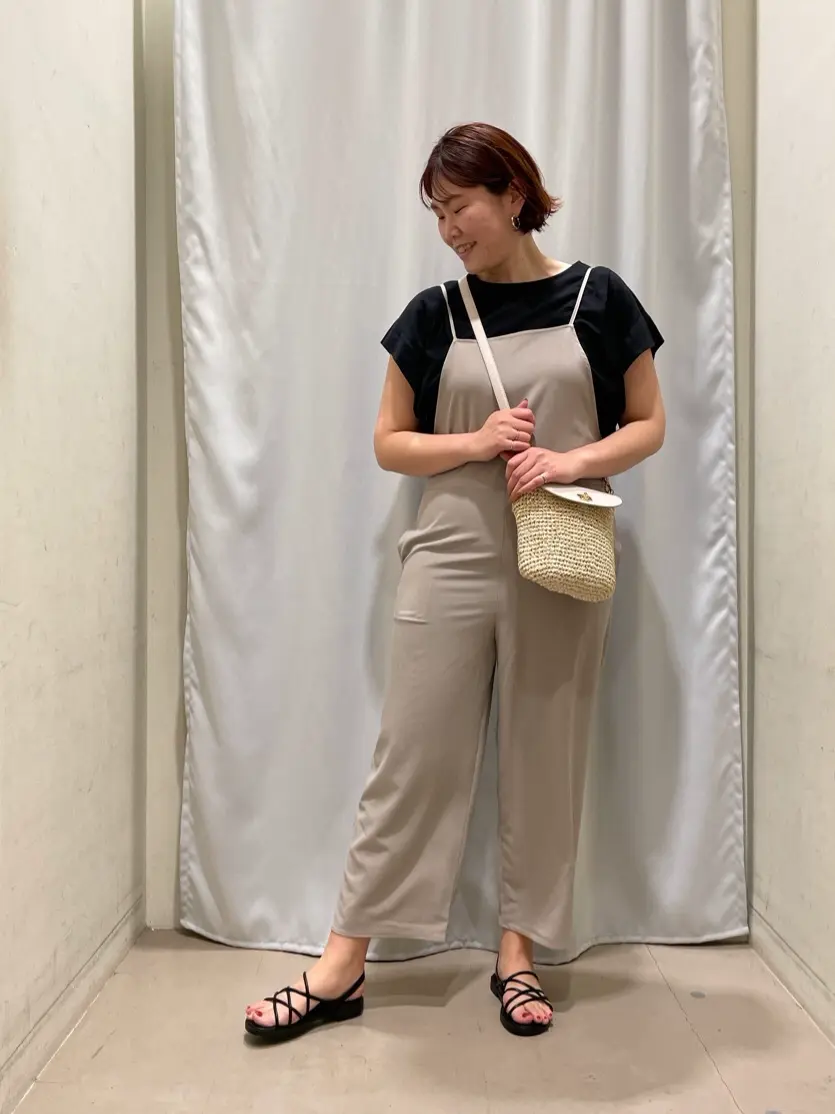 ANY 林 コーディネート画像