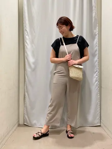 ANY 林 コーディネート画像