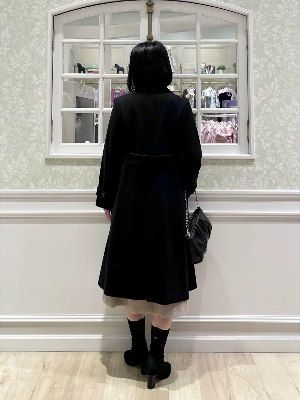 ANY MIKA コーディネート画像