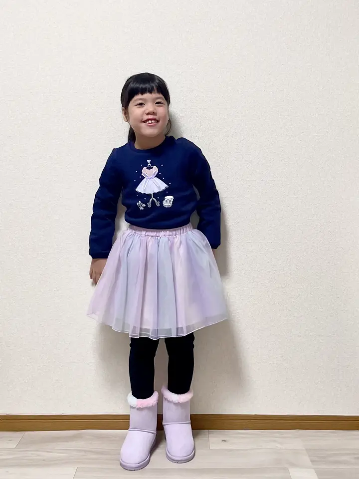 ANY MIKA コーディネート画像