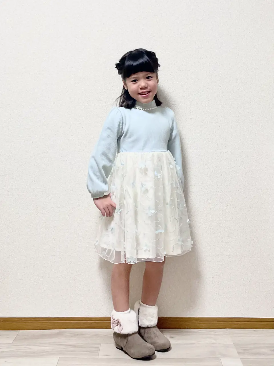 ANY MIKA コーディネート画像