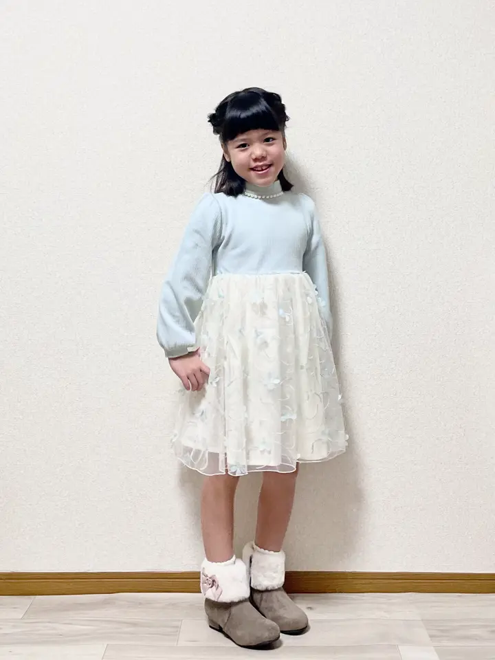 ANY MIKA コーディネート画像