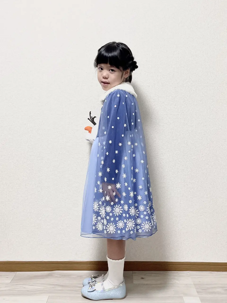 ANY MIKA コーディネート画像