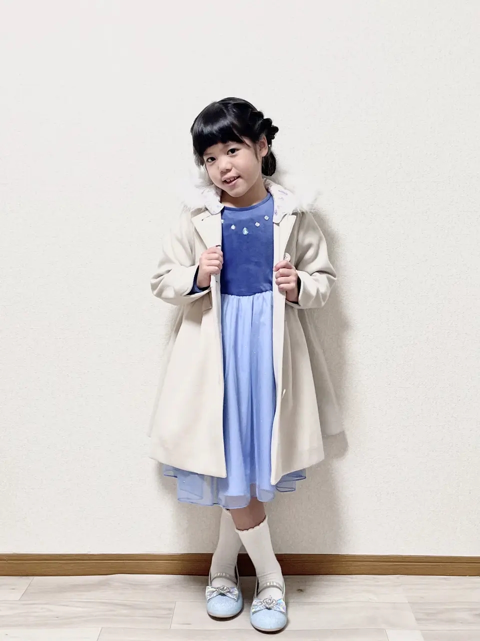 ANY MIKA コーディネート画像