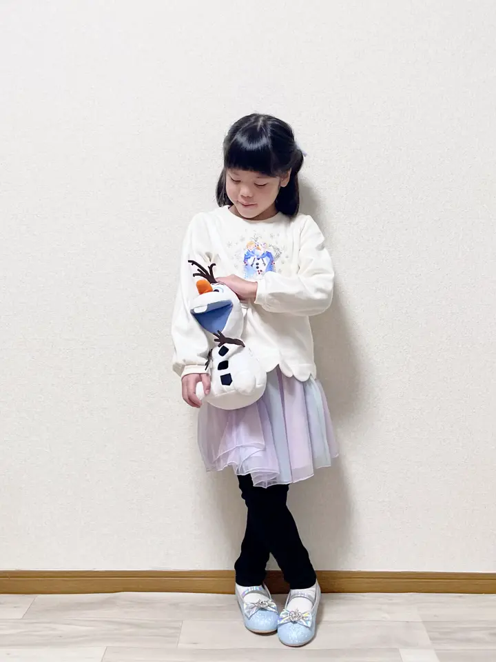 ANY MIKA コーディネート画像