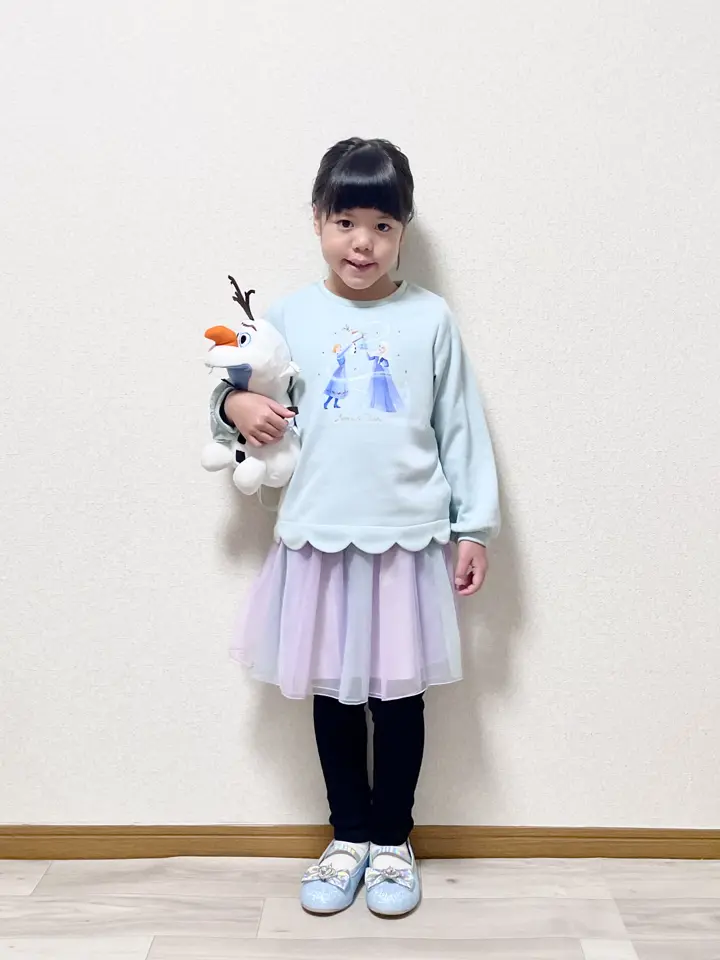 ANY MIKA コーディネート画像