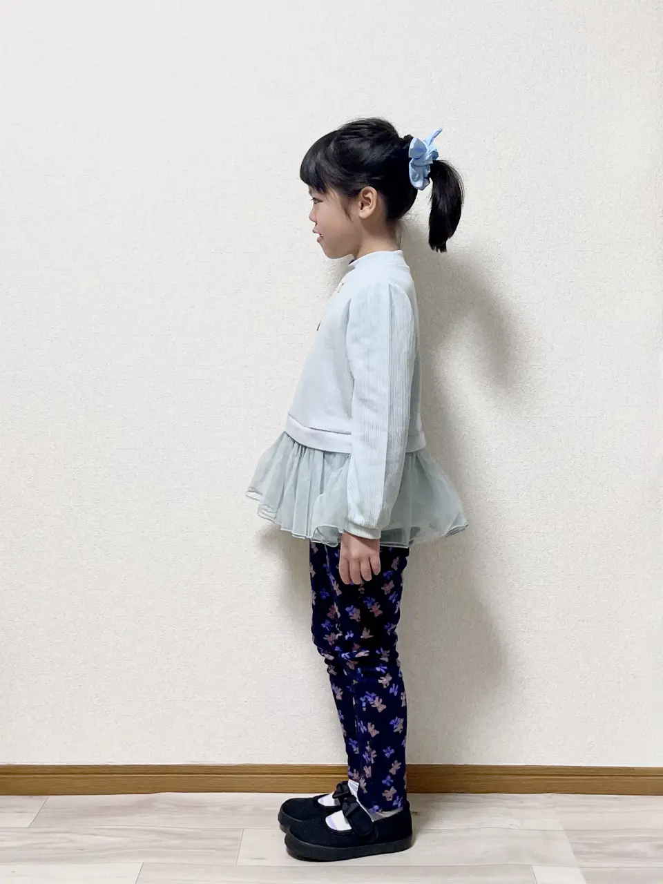 ANY MIKA コーディネート画像