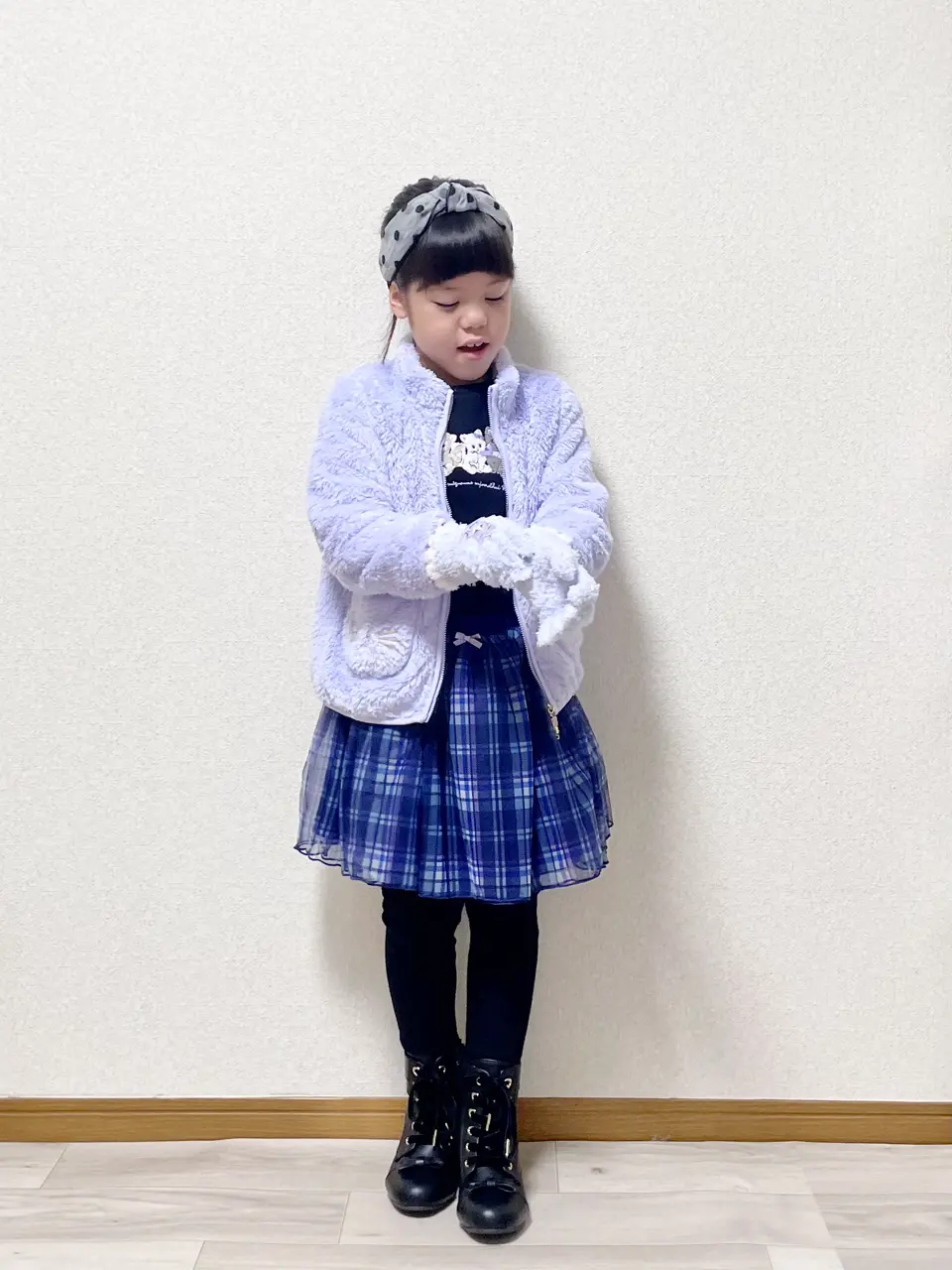 ANY MIKA コーディネート画像