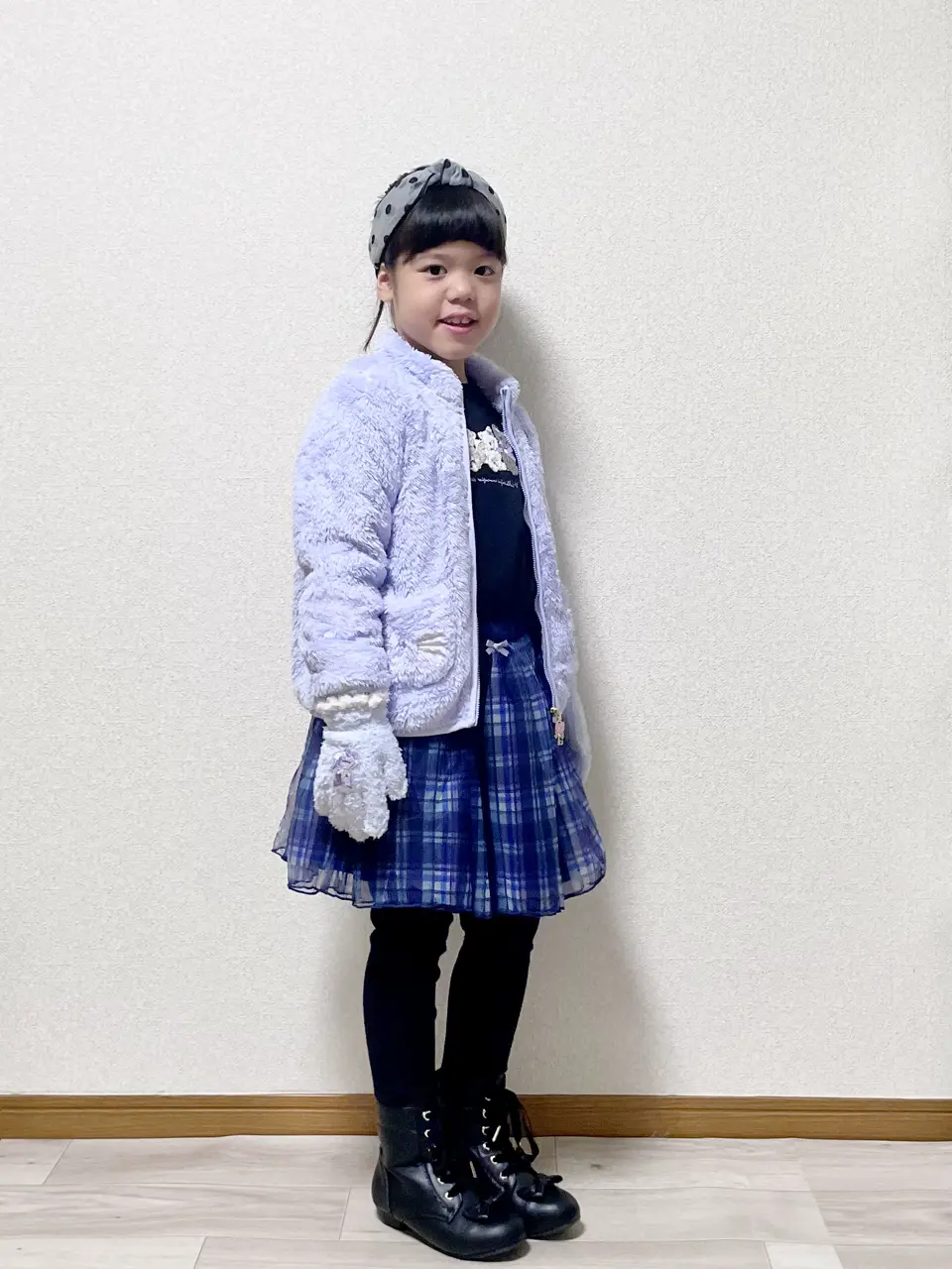 ANY MIKA コーディネート画像