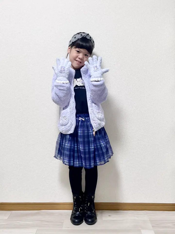 ANY MIKA コーディネート画像