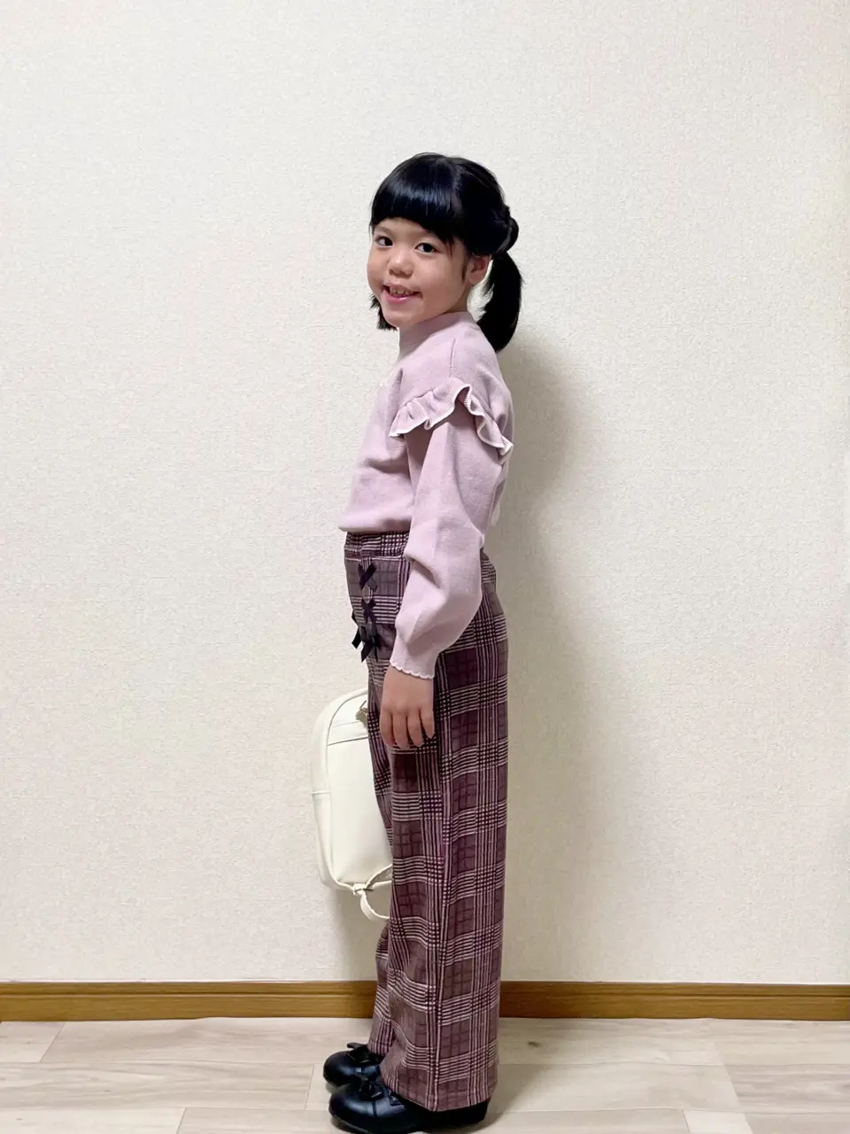 ANY MIKA コーディネート画像