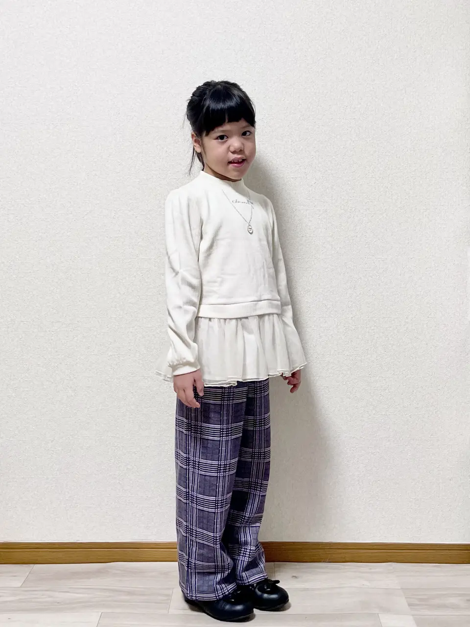 ANY MIKA コーディネート画像