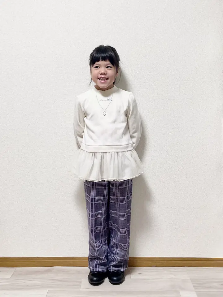 ANY MIKA コーディネート画像