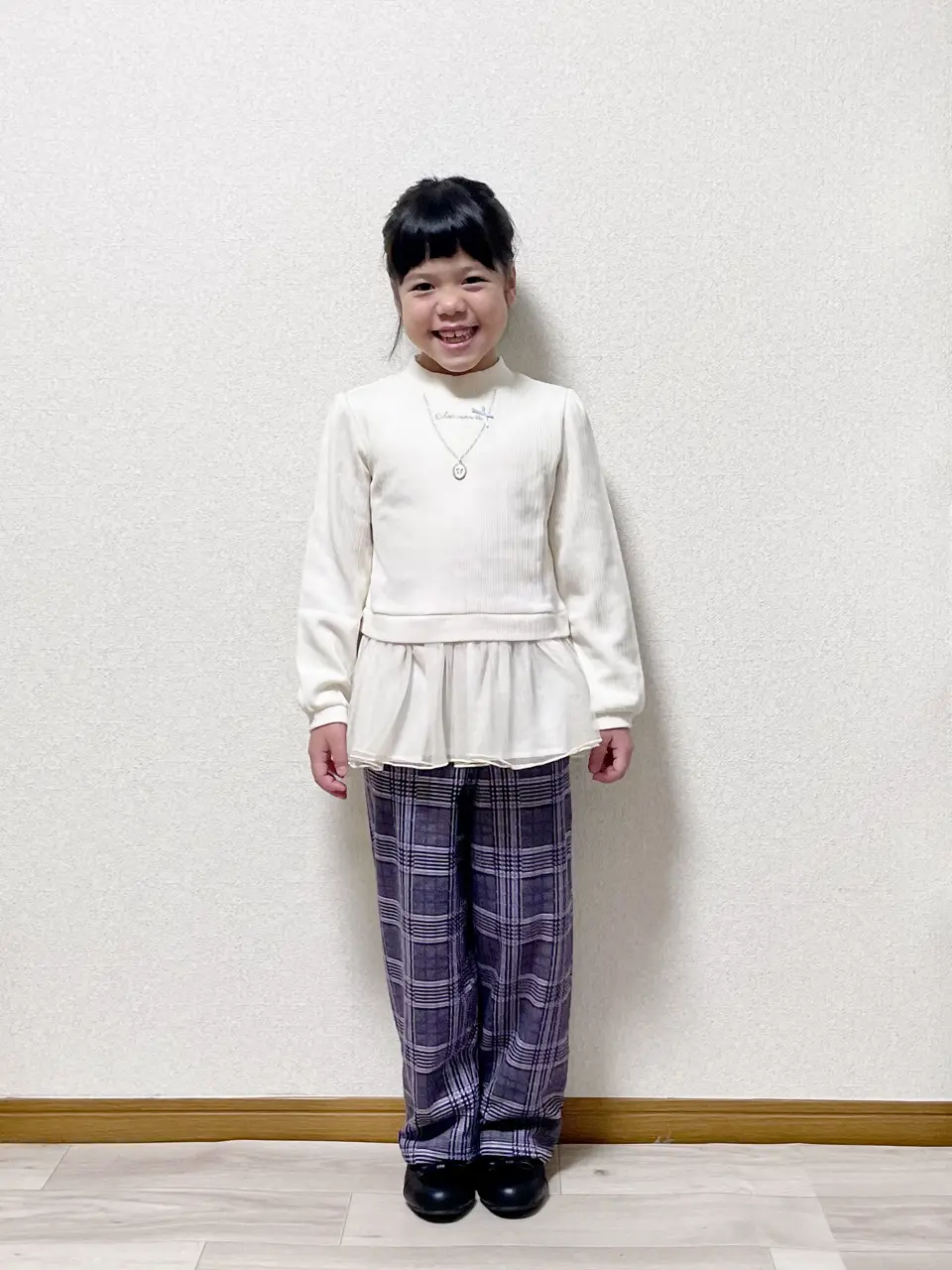 ANY MIKA コーディネート画像