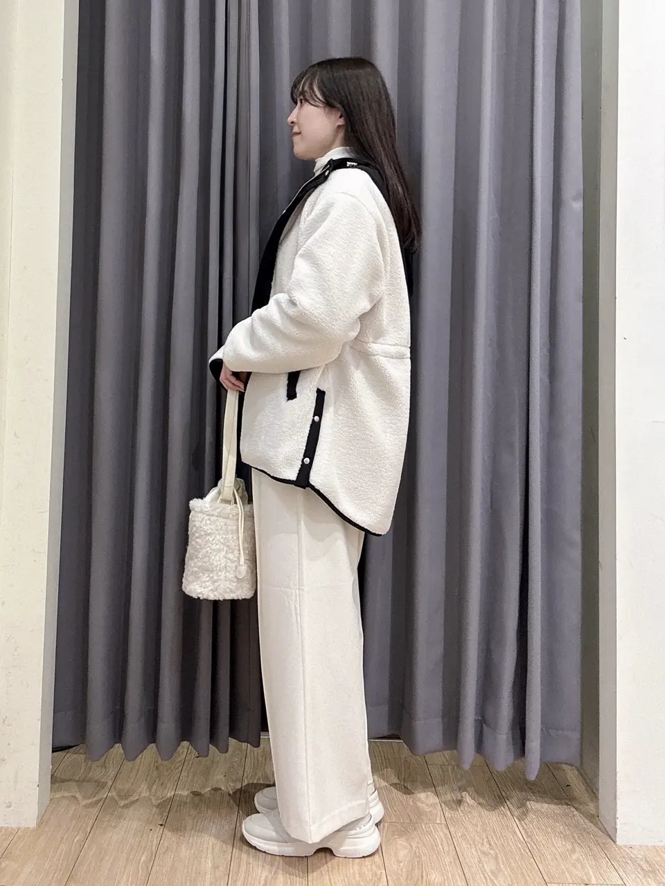 ANY 嶋田 コーディネート画像