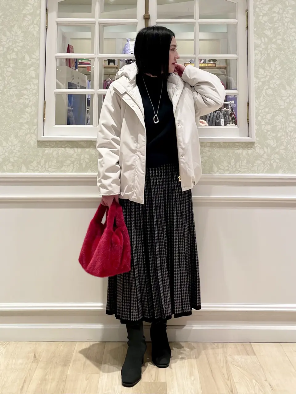 ANY MIKA コーディネート画像