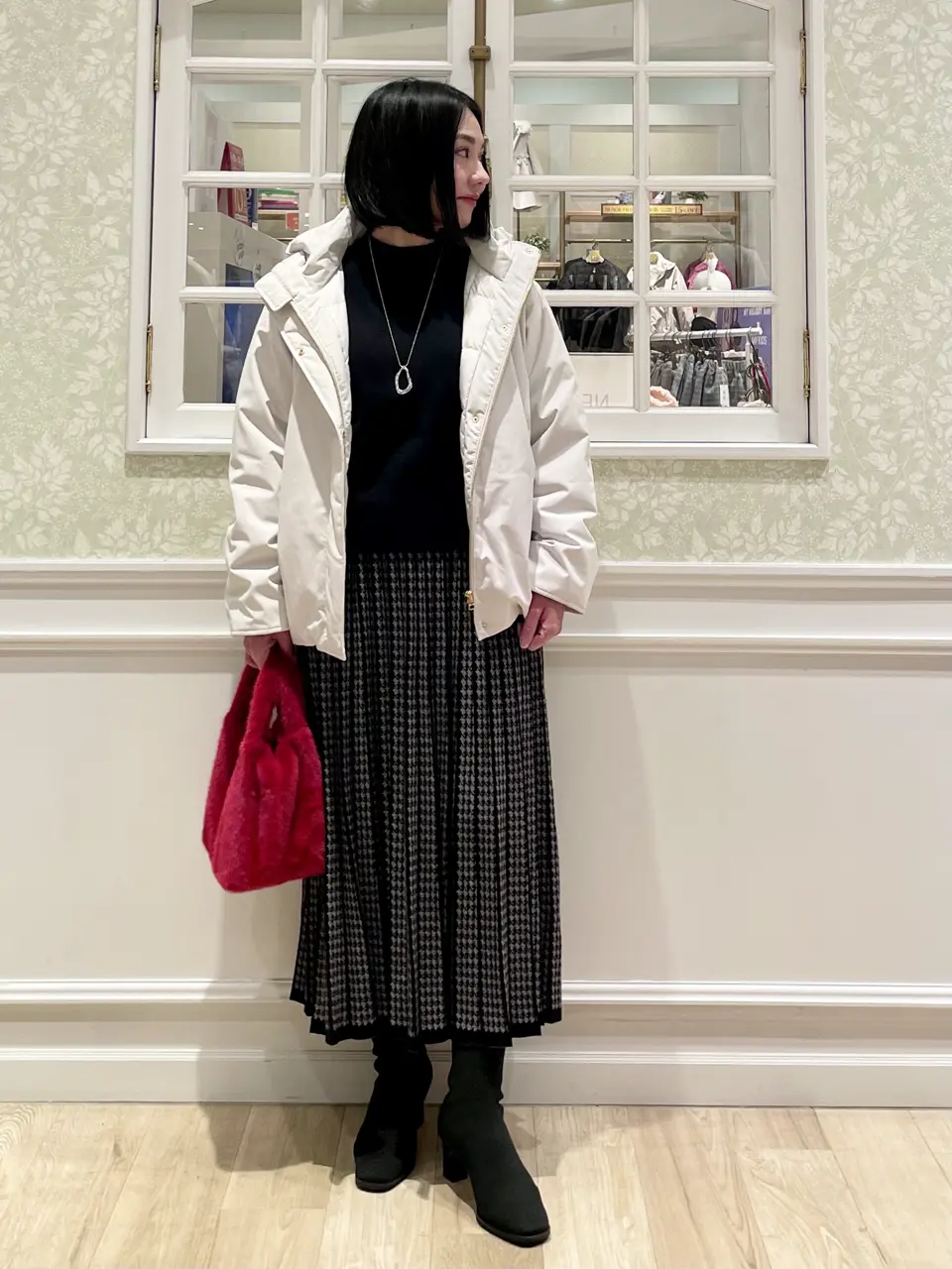 ANY MIKA コーディネート画像