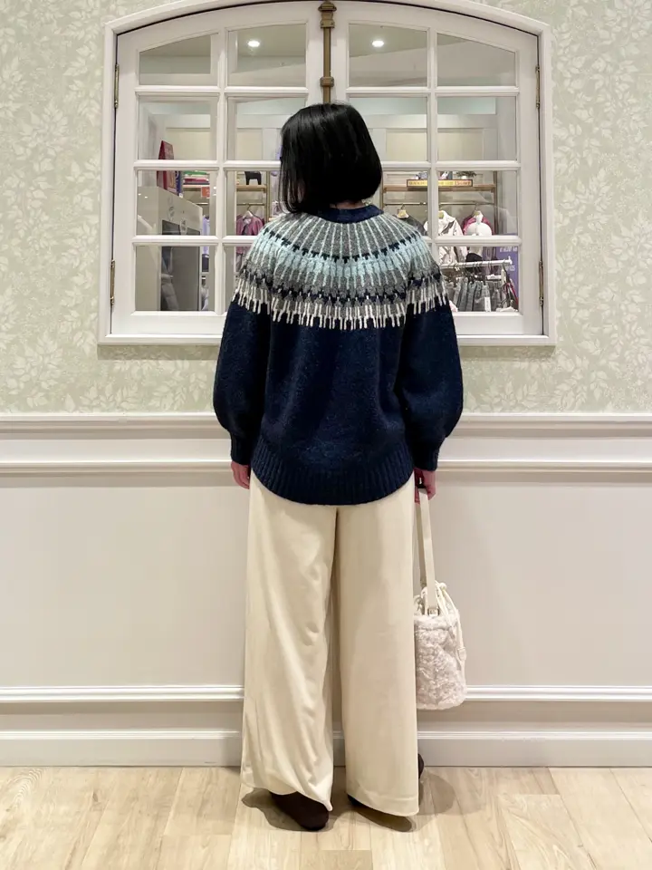 ANY MIKA コーディネート画像