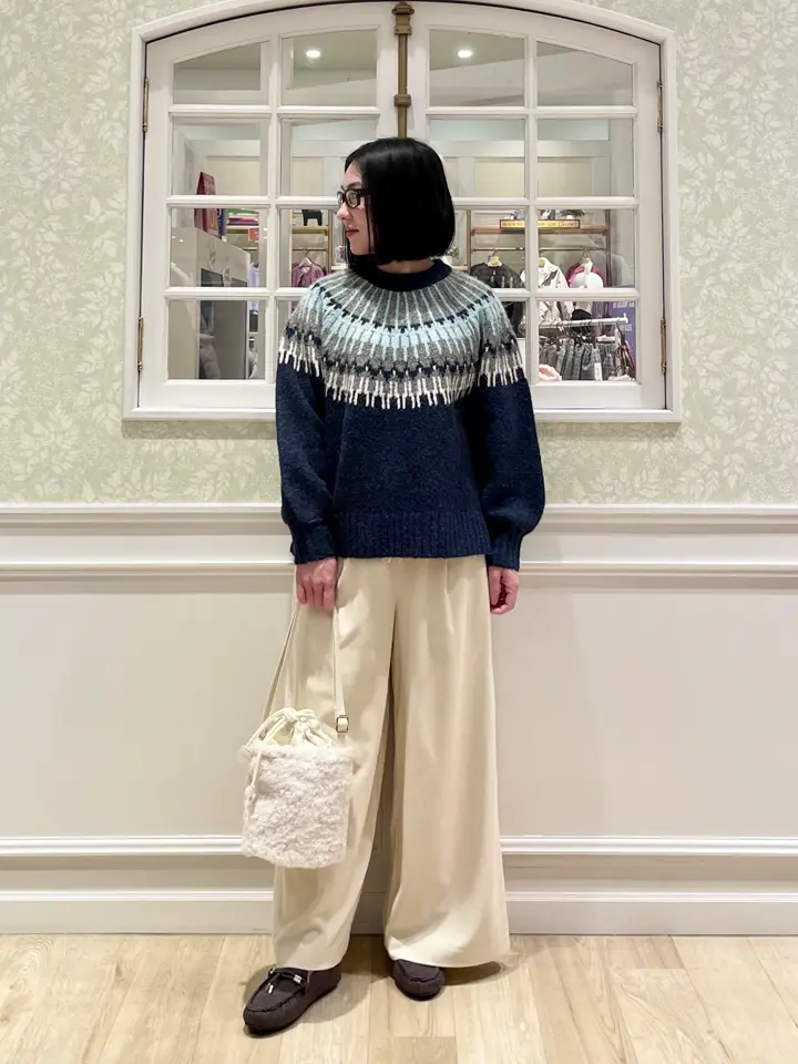 ANY MIKA コーディネート画像