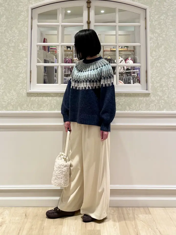 ANY MIKA コーディネート画像