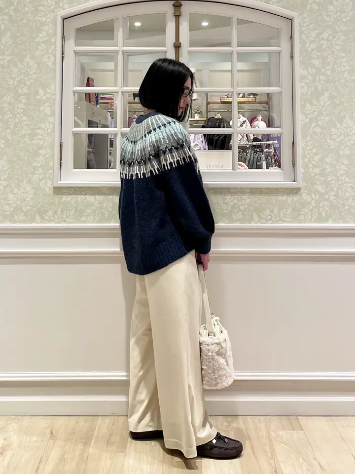 ANY MIKA コーディネート画像