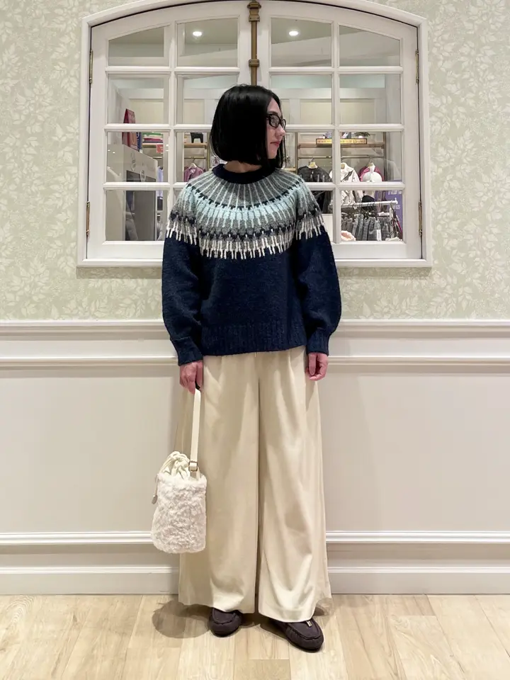 ANY MIKA コーディネート画像