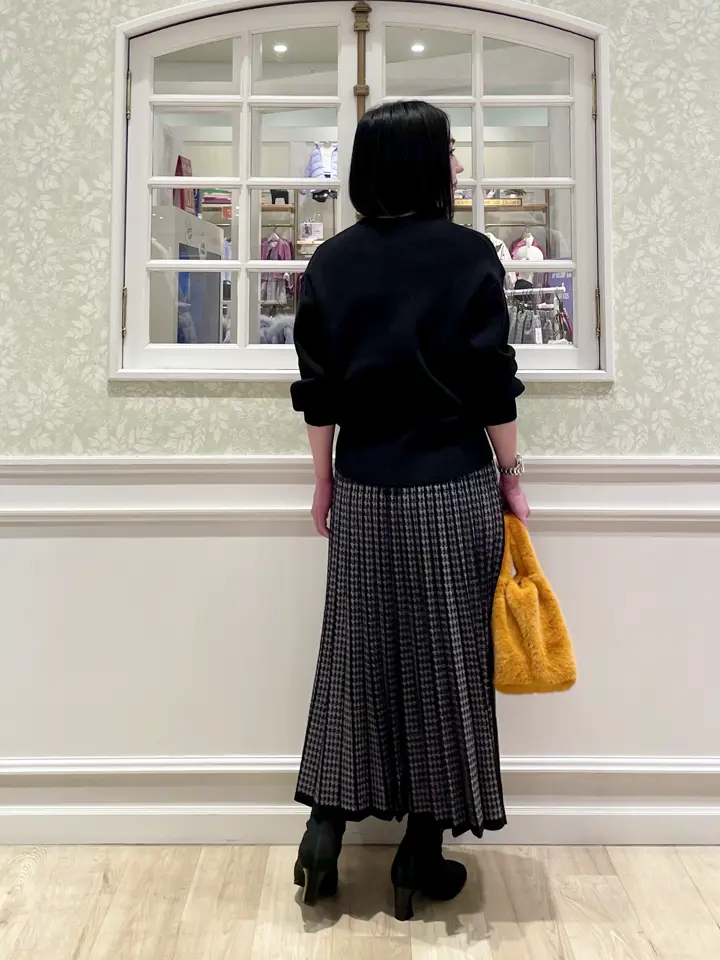 ANY MIKA コーディネート画像