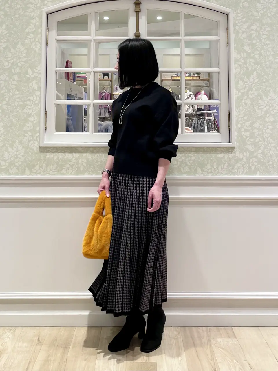 ANY MIKA コーディネート画像