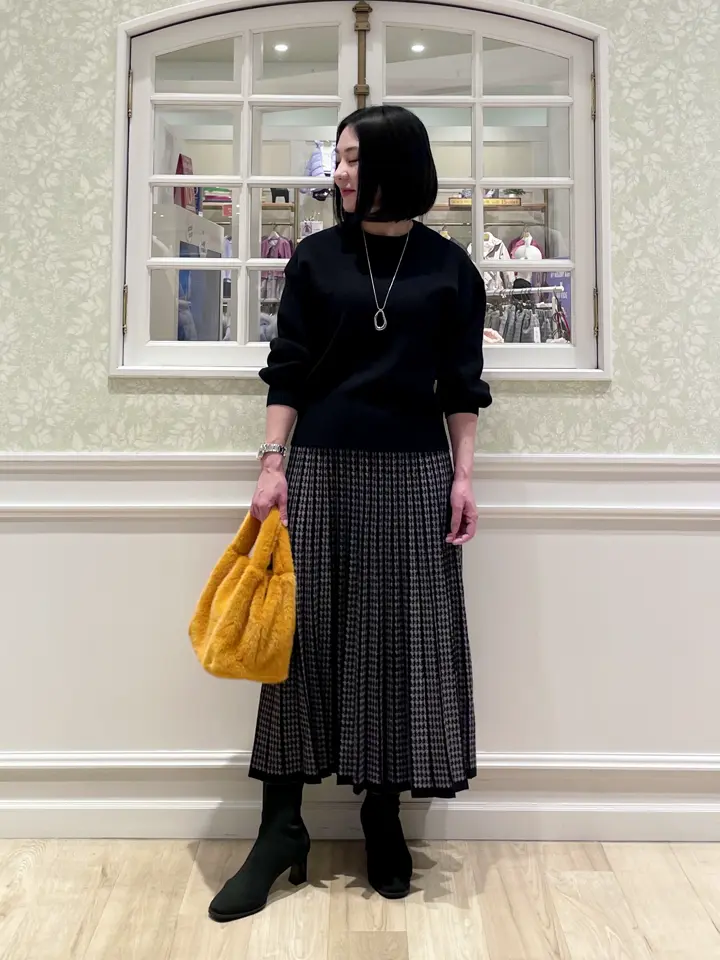 ANY MIKA コーディネート画像