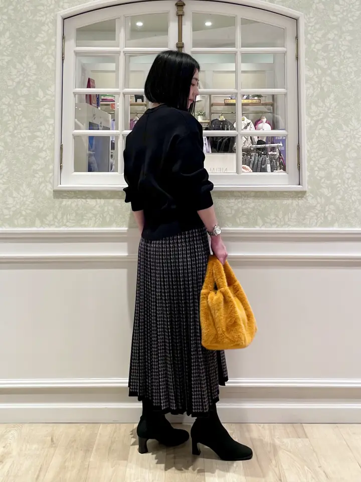 ANY MIKA コーディネート画像