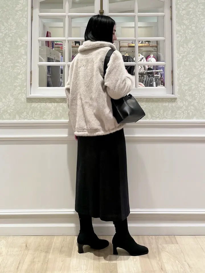 ANY MIKA コーディネート画像