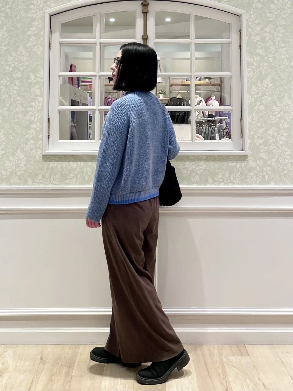 ANY MIKA コーディネート画像