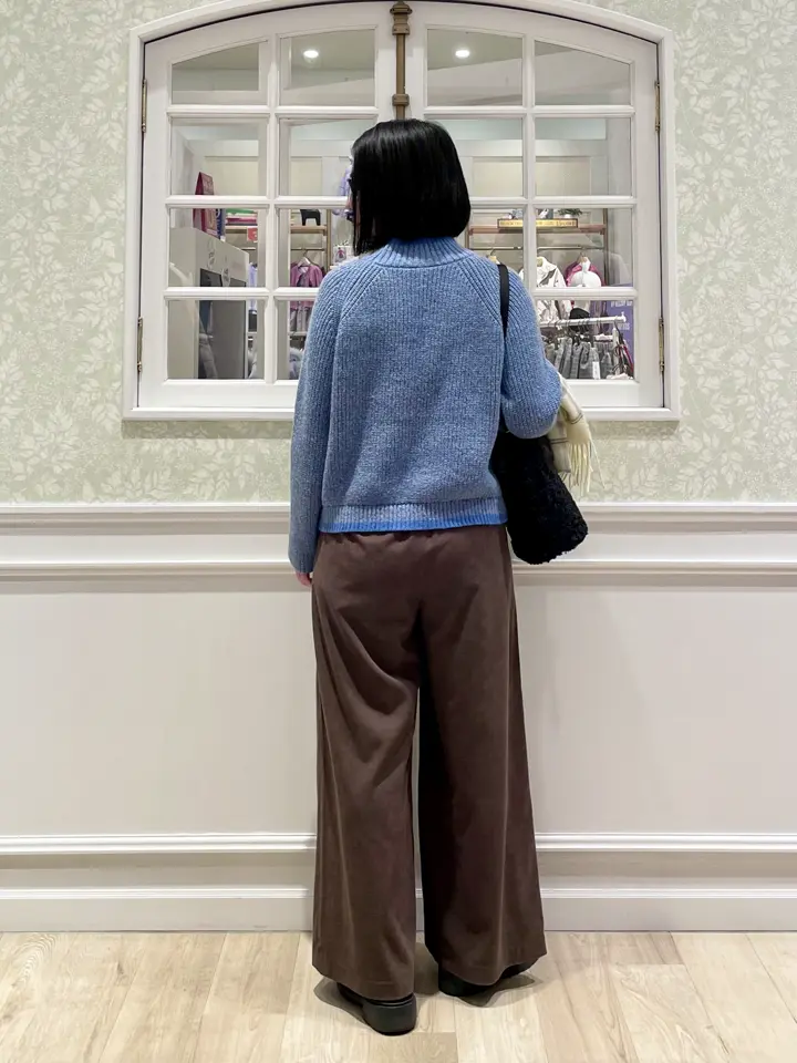 ANY MIKA コーディネート画像