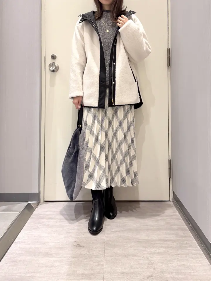 ANY 金井 コーディネート画像