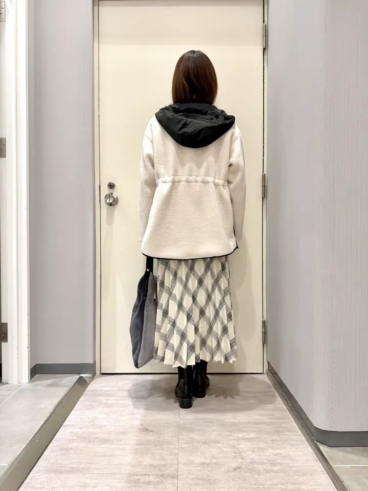 ANY 金井 コーディネート画像