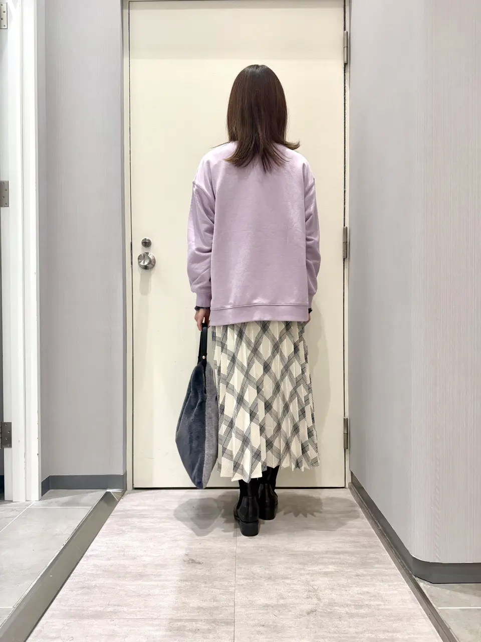 ANY 金井 コーディネート画像