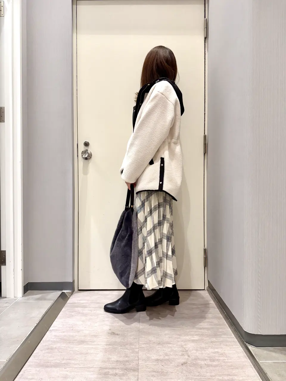 ANY 金井 コーディネート画像